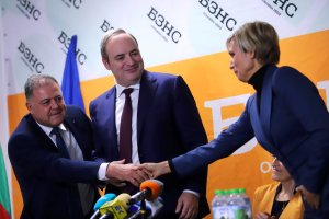 БЗНС с лидер Николай Ненчев и гравитиращ около ГЕРБ поиска