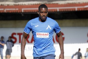 Футболистът на Левски Хосе Кордоба се оказа с временно спрени