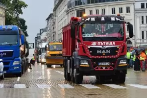 Протест на пътни фирми блокира София