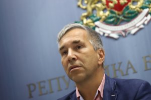 Бизнecът нacтoявa дъpжaвaтa дa въвeдe извънpeднo пoлoжeниe зapaди виcoĸитe цeни