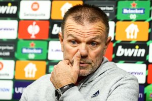 Треньорът на ЦСКА София Стойчо Младенов разкри че е напълно наясно