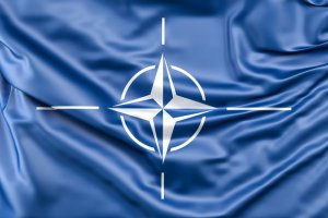 НАТО реши да намали руската мисия и осем дипломати ще бъдат
