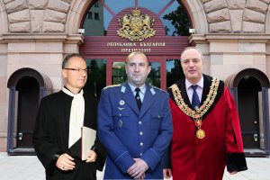 Централната избирателна комисия ЦИК изтегли чрез жребий номерата на партиите