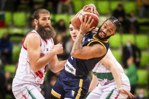 Националният мъжки отбор по баскетбол загуби и втория си мач