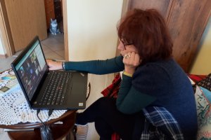 Средната учителска заплата да стане 2032 лв а на непедагогическите специалисти