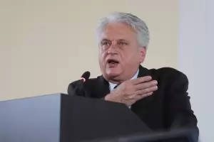 Борбата с корупцията остана за някой друг живот