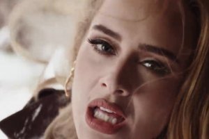 Британската певица Адел беше обидена от отношението на австралийския телевизионен