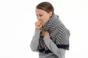По какво се различават настинката, грипът и COVID-19?