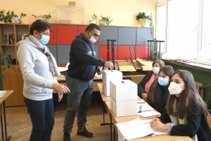 ЦИК излезе с половинчато решение за избирателите в карантина