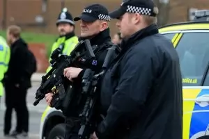 Великобритания повиши нивото на терористична заплаха 
