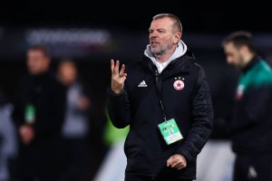 Тежки санкции понасят треньорът на ЦСКА София Стойчо Младенов и старозагорският