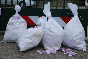 Във Франция чух следния виц Сенегалски министър на строителството се