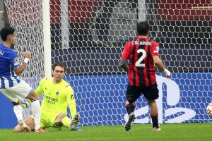 Седемкратният победител в КЕШ и Шампионската лига ШЛ Милан остана