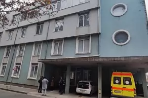 Трима пациенти загинаха при пожар в ковид-отделение в Сливен