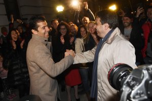 Многочасовите преговори по политиката на бъдещото правителство създадоха безпрецедентно усещане