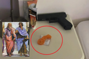 ФИЛОСОФИЯ В БУДОАРА Подполковник маркиз фон дьо тен Аристотел бе сниман