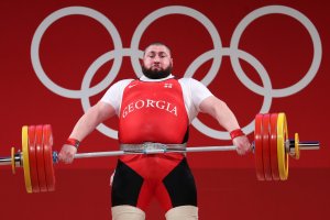 В опит да изпълни критериите на МОК и да излезе