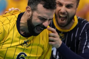 Волейболният първенец на България Хебър Пазарджик извоюва по драматичен начин