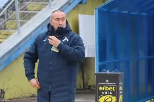 Стоилов: "Левски" е полумъртъв финансово и полужив игрово