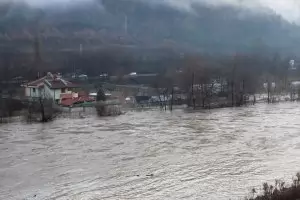 Общини в бедствено положение искат помощ от държавата 