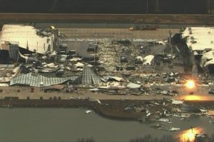 Най малко 50 души са загинали заради опустошително торнадо което връхлетя