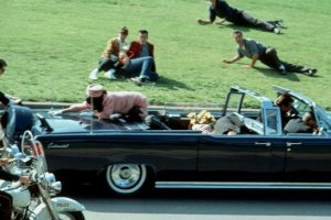 Националното управление на архивите на САЩ разсекрети 1500 документа свързани