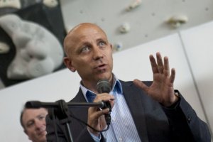 Имам леко притеснение да не направим рязък скок към социализма