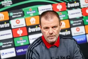 "ЦСКА-София" се мести за около месец в Турция