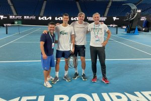 Новак е свободен Преди няколко минути той тренира на тенис