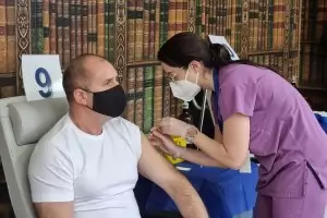 672-ма пациенти с ковид са приети в болница само за ден