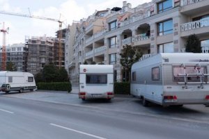 Българското Черноморие се превръща в бастион на антиваксъри от Германия