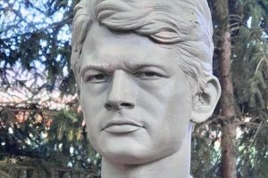 Нов паметник на най великия футболист в историята на Левски