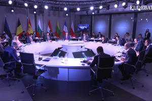 Подписът на лидера на ВМРО стои под националистическа декларация от