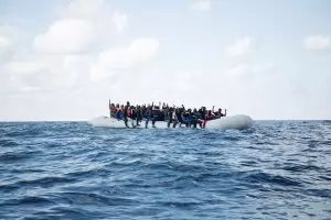 Великобритания затяга законите за нелегално пристигналите в страната
