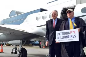 Милиардери молят да бъдат обложени с повече данъци