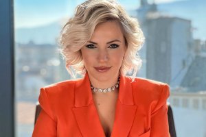 Поли Генова е най излъчваният изпълнител за 2021 година според компанията за