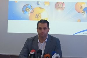 Изпълнителният директор на спортния тотализатор БСТ Любомир Петров и Управителният