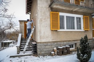 Първите монтирани по европроект климатици на мястото на замърсяващи въздуха