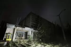 Руските сили превзеха АЕЦ Чернобил