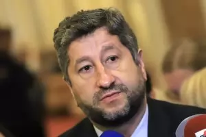 Христо Иванов: Кабинетът се крепи на коалицията, не на президента