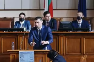 Изненадата е в Пазарджик и Кюстендил - "несменяемите кметове" сдадоха