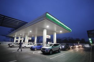 Преди зазоряване мощни експлозии удариха Киев Харков и Одеса Властите незабавно