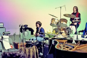 Старите песни сега представляват 70 процента от музикалния пазар в