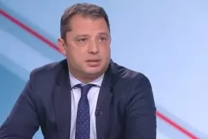 ГЕРБ и БСП разчистват пътя към хартиените бюлетини