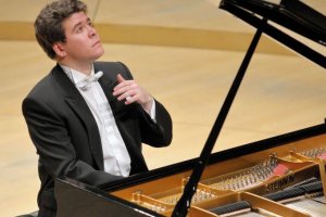 Виенската филхармония и Карнеги хол съобщиха че предвид факта че