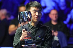 Заемащият 80 о място в световната ранглиста Фан Джъни стана едва