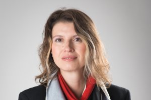 Юлия Спиридонова е автор на множество романи и приказки за деца