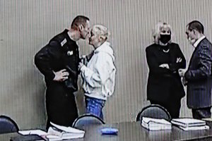 Най изявеният критик на Кремъл Алексей Навални се изправя днес пред съда