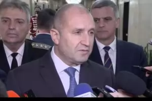 Радев: Новите F-16 ще закъснеят и питайте Борисов за договора