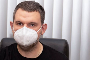 Той беше много голям депутат може би най най големият с